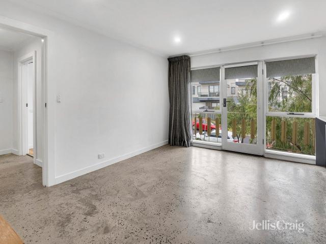 Two Bedroom Unit in Brunswick West