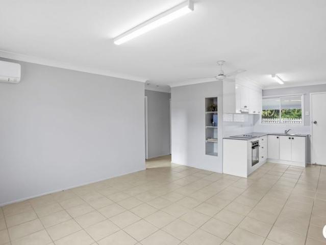Two Bedroom Unit in Convenient Allenstown Location