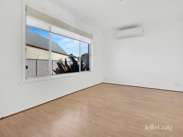 Two Bedroom Unit in Pascoe Vale