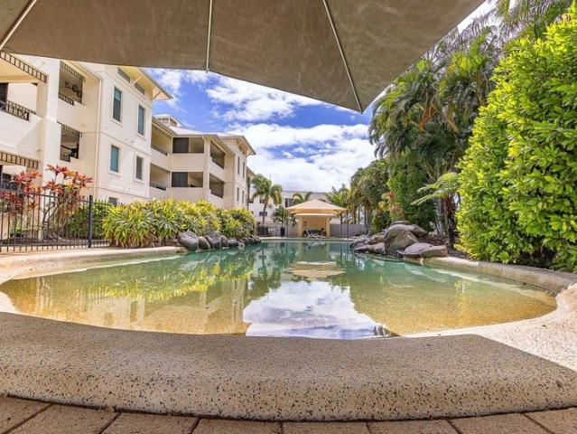 Two Bedroom Unit in Prime Location!