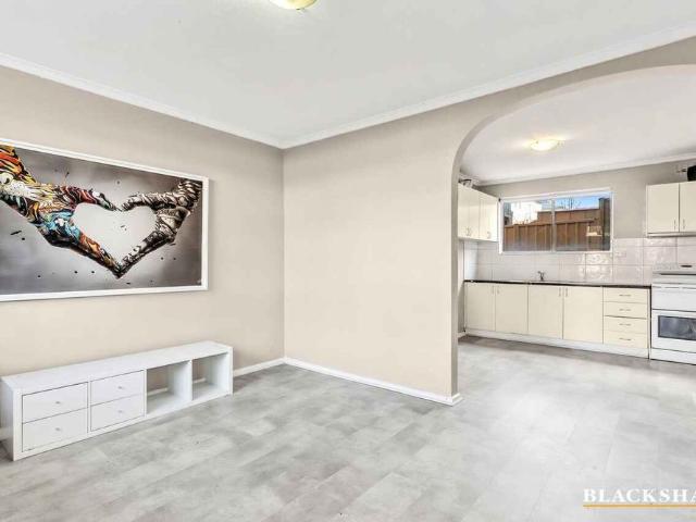 Two Bedroom Unit in Queanbeyan