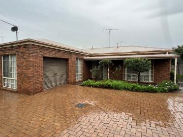 TWO BEDROOM UNIT IN QUIET LOCATION