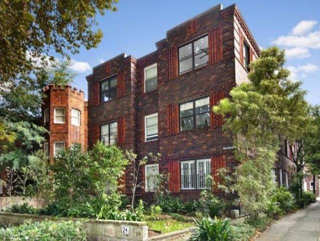 Two Bedroom Unit in Rose Bay