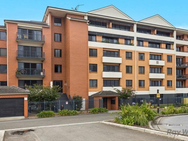 TWO BEDROOM UNIT IN SECURITY BUILDING CLOSE TO ALL AMENITIES