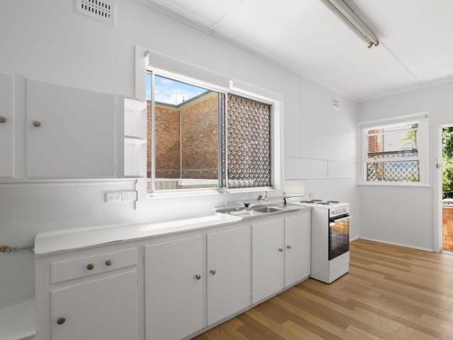 Two Bedroom Unit in the Heart of Nelson Bay