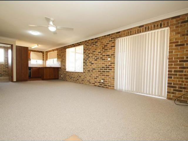 TWO BEDROOM UNIT IN THE HEART OF SAWTELL