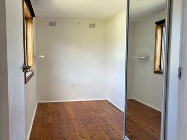 Two Bedroom Unit Positioned in the heart of Figtree