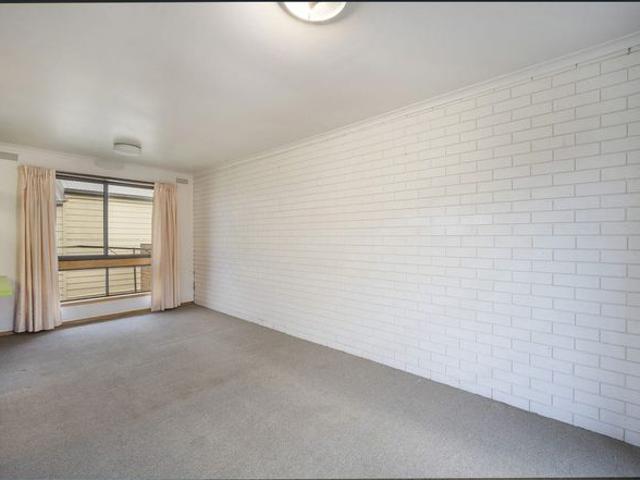 Two bedroom unit well maintained