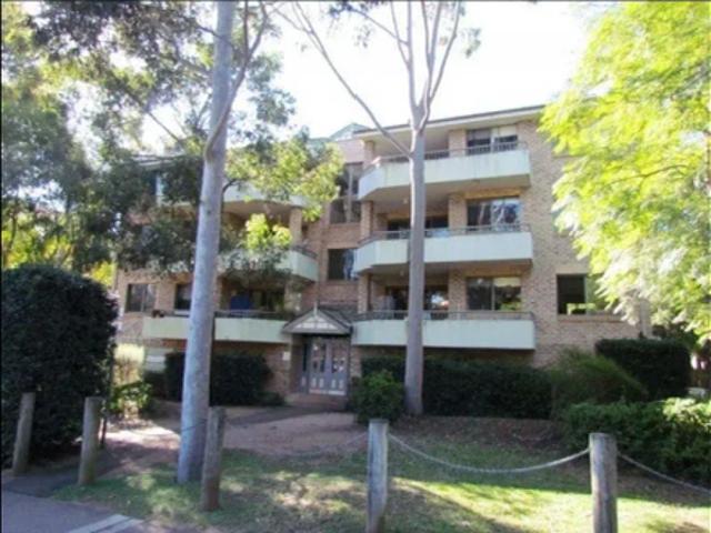 Two Bedroom Unit With Unbeatable Convenience