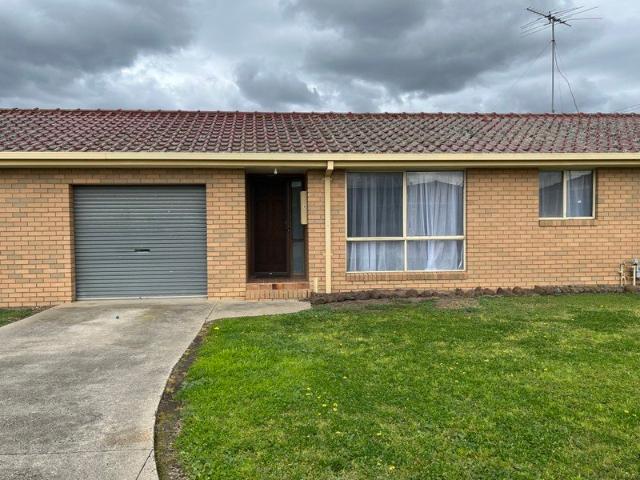 TWO BEDROOM UNIT
