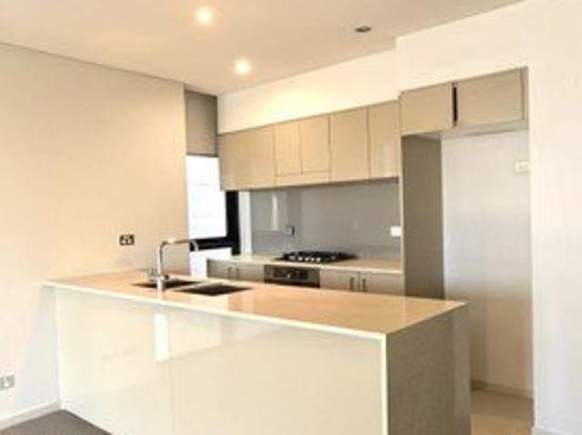 Two Bedroom and Two bathroom available now in the heart of Sydney CBD! NEW CARPET!