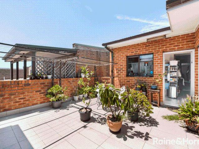 Two Bedroom apartment || Convenient inner west location