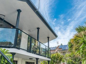 Two Bedroom Apartment Central Byron Bay Fully Furnished Inc Utilities Available now for 3 6 months