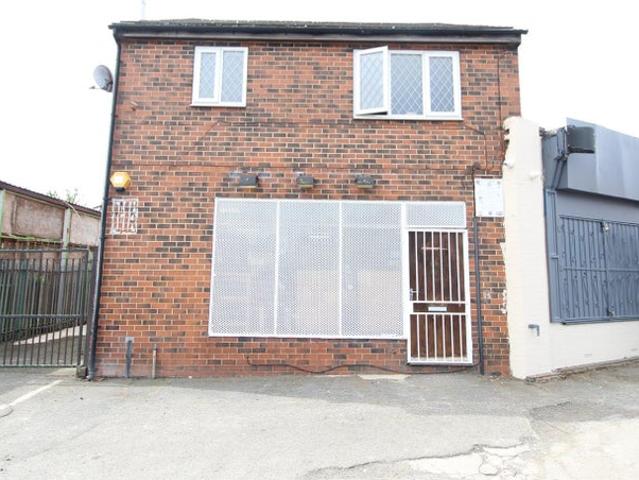 Two bedroom apartment Close to Leeds City Centre