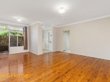Two Bedroom Apartment close to public transport SHORT TERM LEASE 3 MONTHS