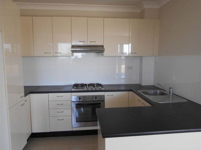 Two Bedroom Apartment, Double Garage and Huge Balcony