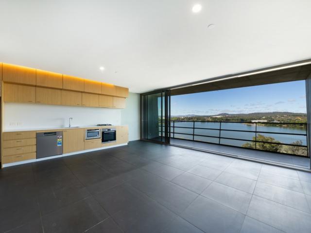 Two Bedroom Apartment near the City