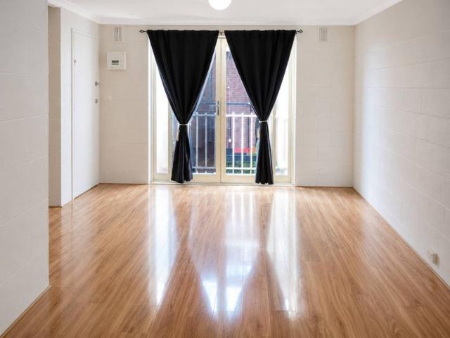 Two bedroom apartment in a great location