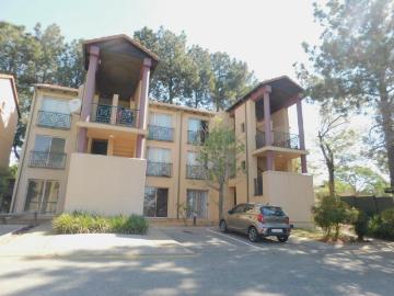 Two bedroom apartment in Bryanston