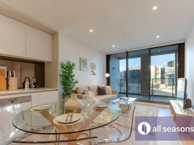 Two Bedroom Apartment In Darling Square Close To Everything
