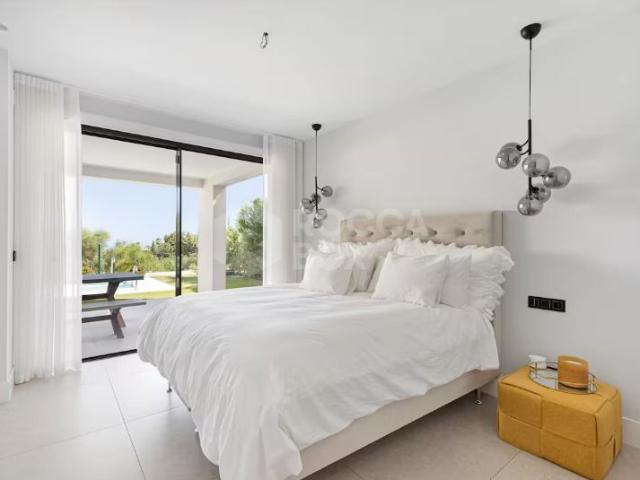 Two Bedroom Apartment in La Quinta, Benahavis
