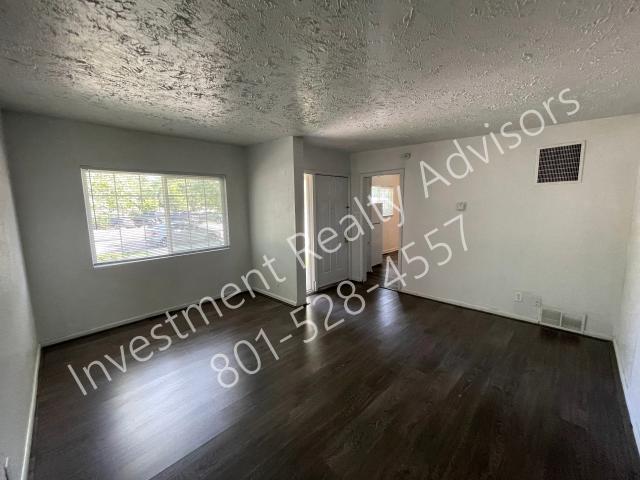 Two Bedroom Apartment in Salt Lake City!