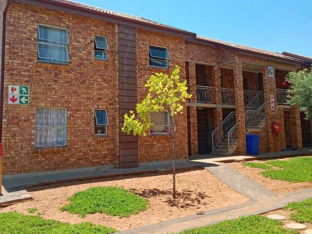 TWO BEDROOM APARTMENT IN PHILLIPNELPARK,PRETORIA WEST: 1 DECEMBER 2026