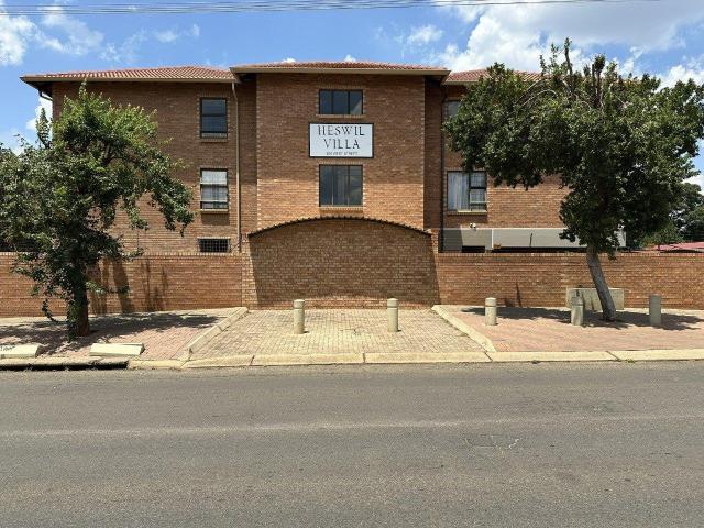 TWO BEDROOM APARTMENT IN PRETORIA NORTH: 1 OCTOBER 2026