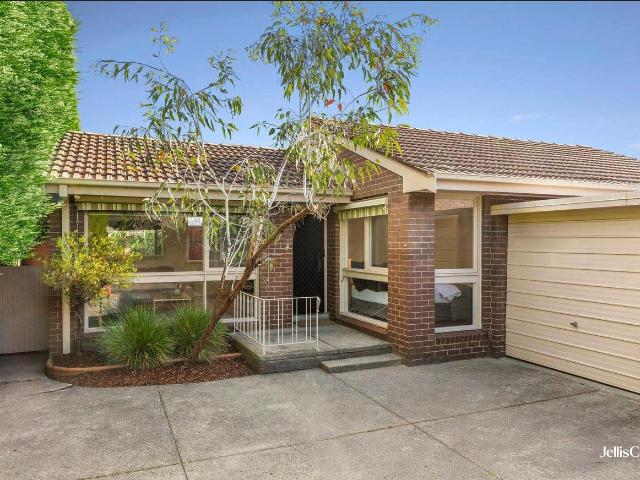 Two Bedroom Apartment in Prime Hawthorn East Position