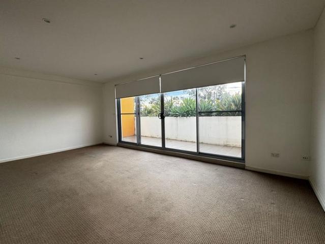 Two Bedroom Apartment in Prime Location