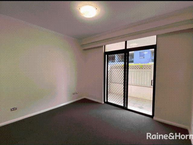Two Bedroom Apartment in Prime Location With Large Private Courtyard