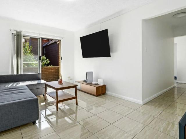 Two Bedroom Apartment in Prime Parramatta Location
