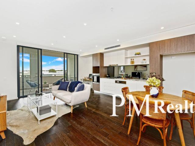 Two Bedroom Apartment in the Heart of Mascot