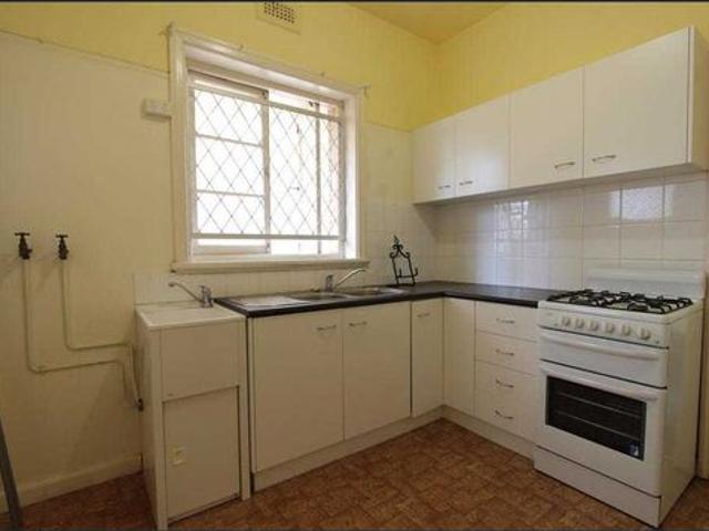 TWO BEDROOM APARTMENT IN THE HEART OF PADDINGTON!