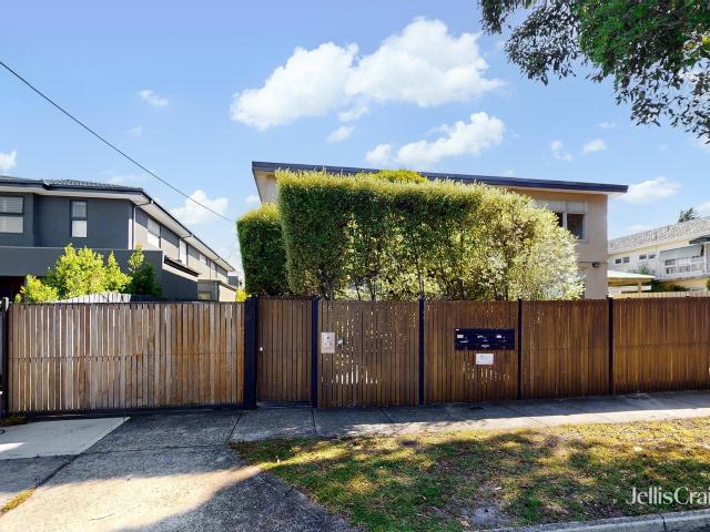 Two Bedroom Apartment in the Heart of the Action