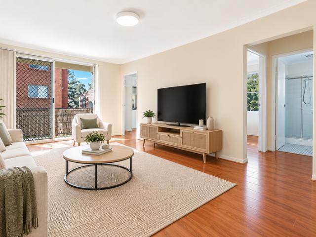 Two Bedroom Apartment in the Heart of West Ryde