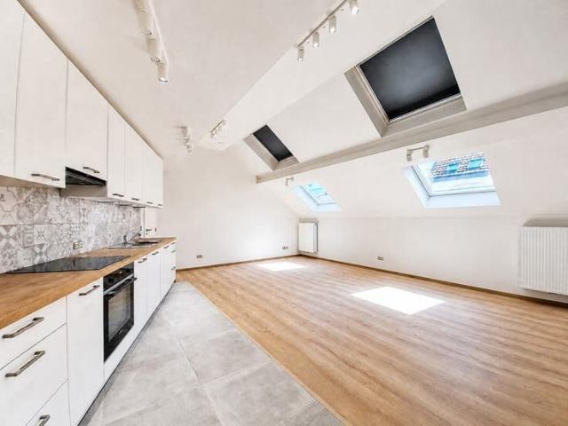 Two bedroom apartment of 70 m² freshly renovated