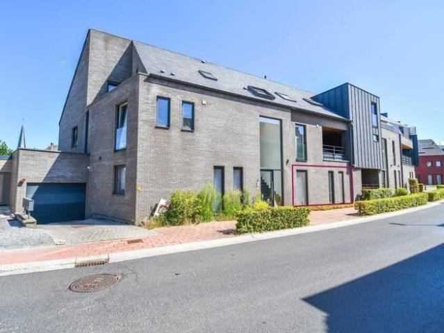 Two bedroom apartment with terrace and car parking space in
