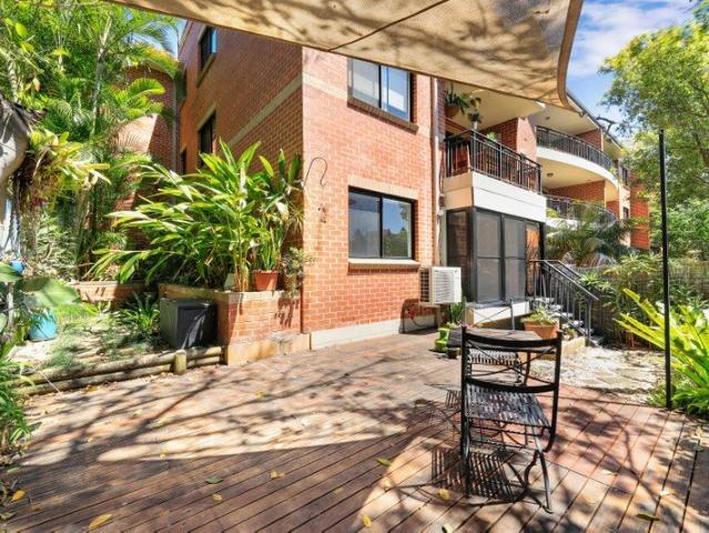 Two Bedroom Apartment with Private Courtyard