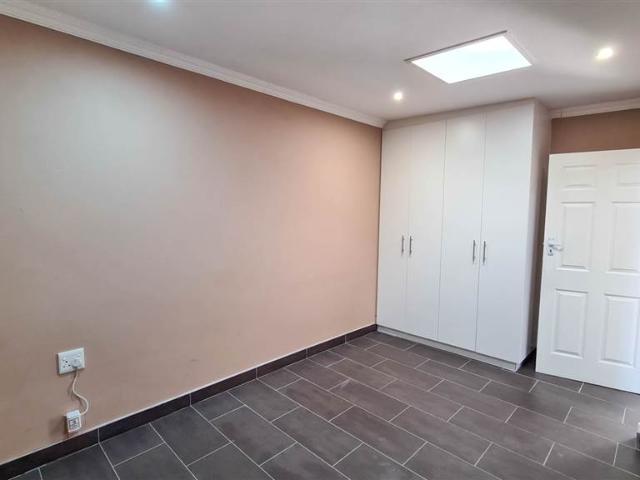 Two Bedroom Apartment To Rent in Dorchester Heights