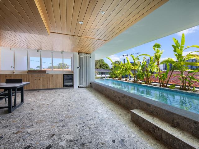 Two Bedroom Central Mooloolaba Riviera