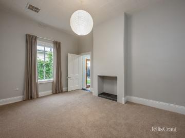Two Bedroom Character Cottage with Creative Studio