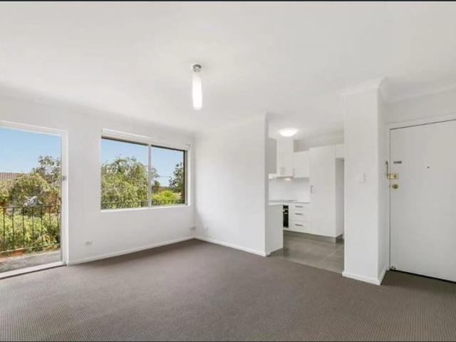 TWO BEDROOM COMFORTABLE APARTMENT