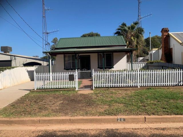 Two bedroom Cottage at 28 Third Ave, Narromine with development potential