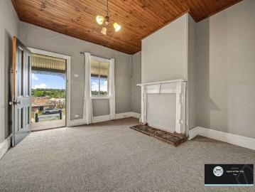 Two bedroom cottage style unit with lots of character!