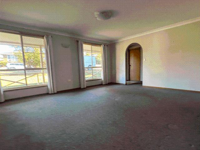 Two Bedroom Dual Occupancy Property Water, Electricity & Lawns Included