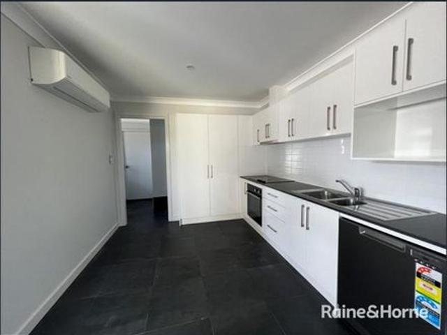 Two bedroom duplex in Denman