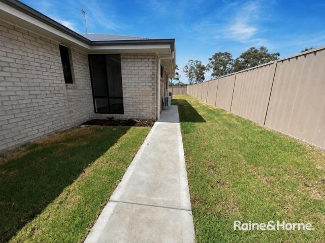 Two bedroom duplex in Denman
