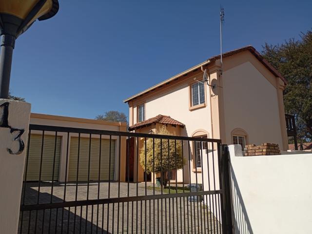 Two Bedroom Duplex to Rent Blue Crane, Birch Acres