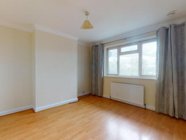 Two Bedroom Flat Acton W3